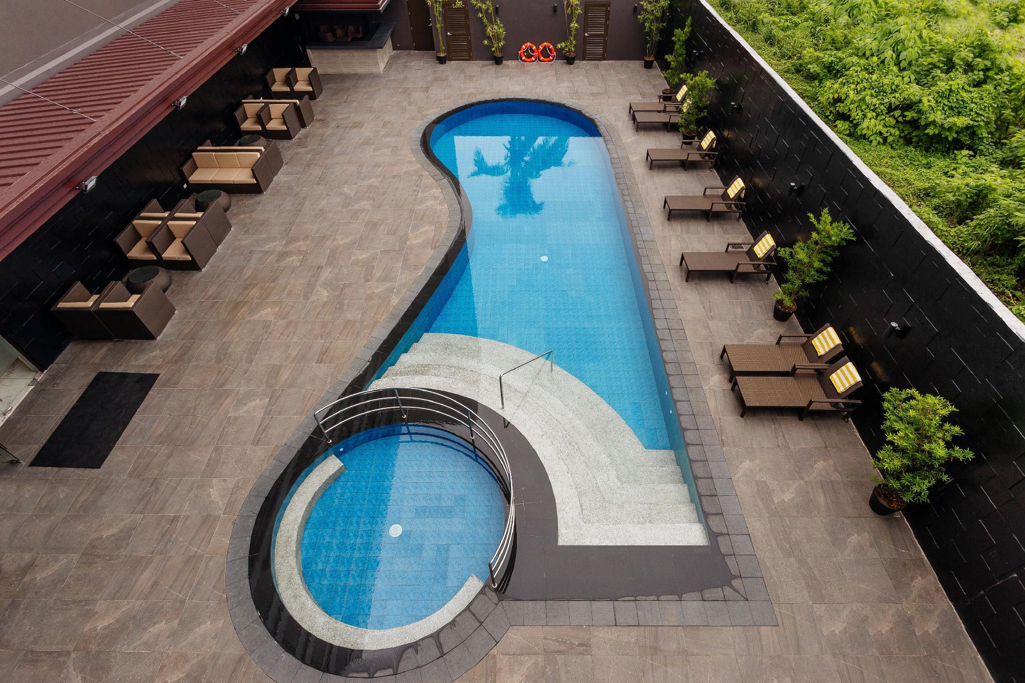 Summit Hotel Tacloban Bagian luar foto