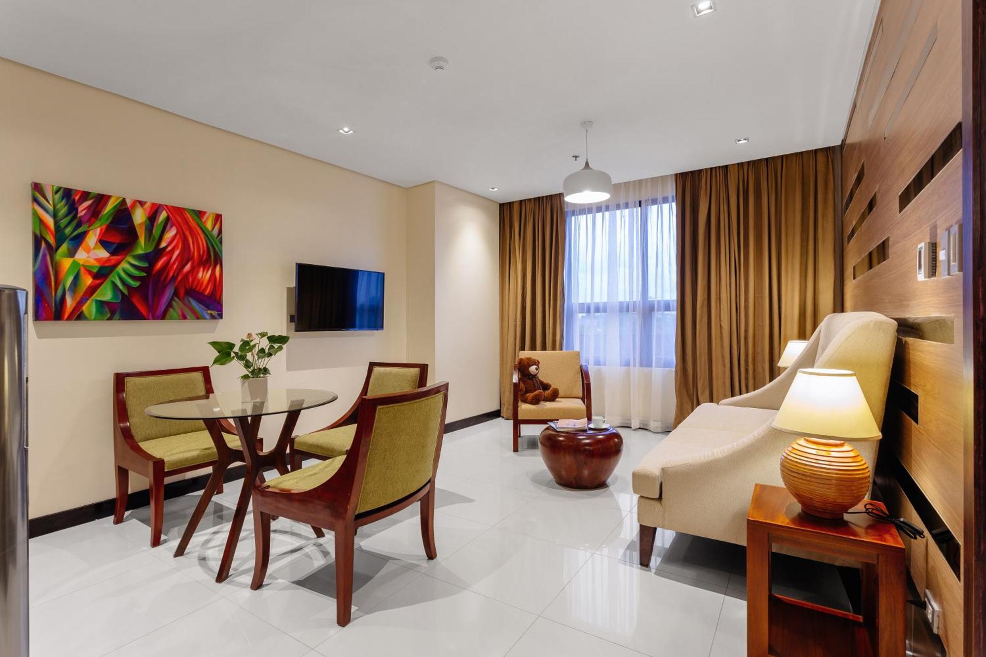 Summit Hotel Tacloban Bagian luar foto