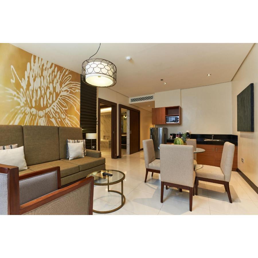 Summit Hotel Tacloban Bagian luar foto